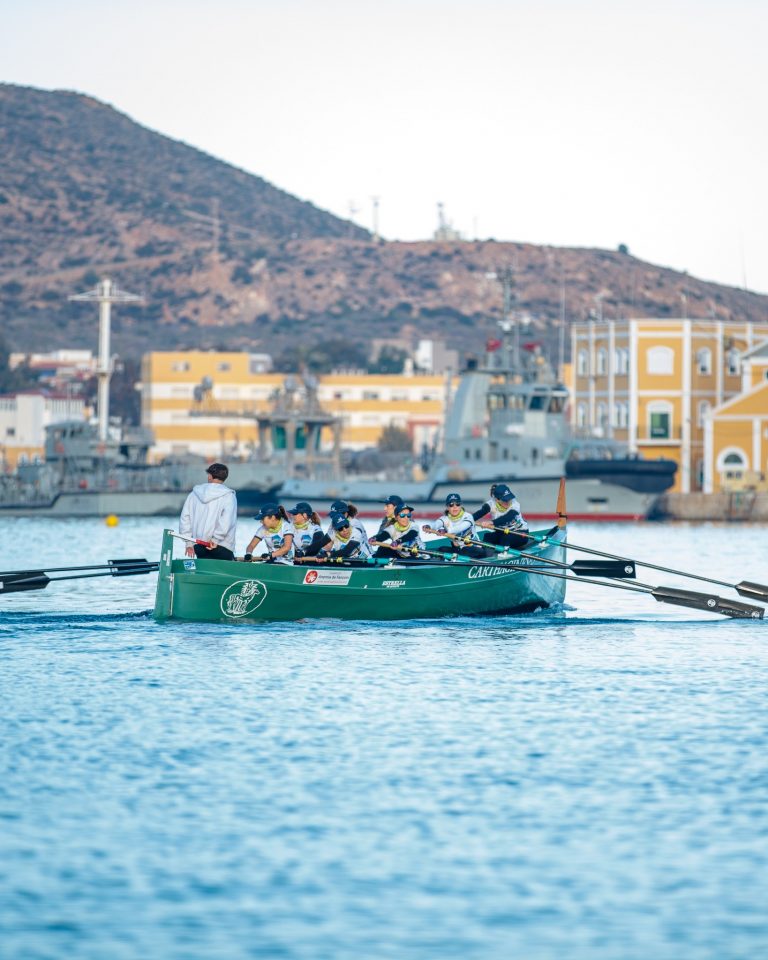 Instagram post from encostacalida. This post is in position 2.