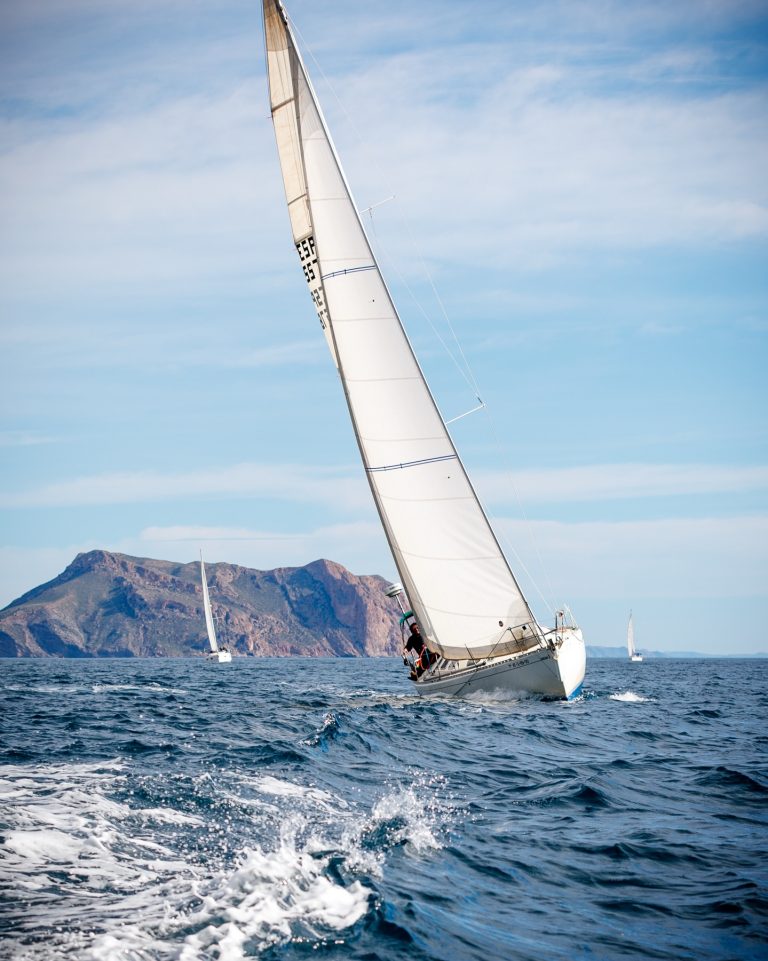 Instagram post from encostacalida. This post is in position 6.