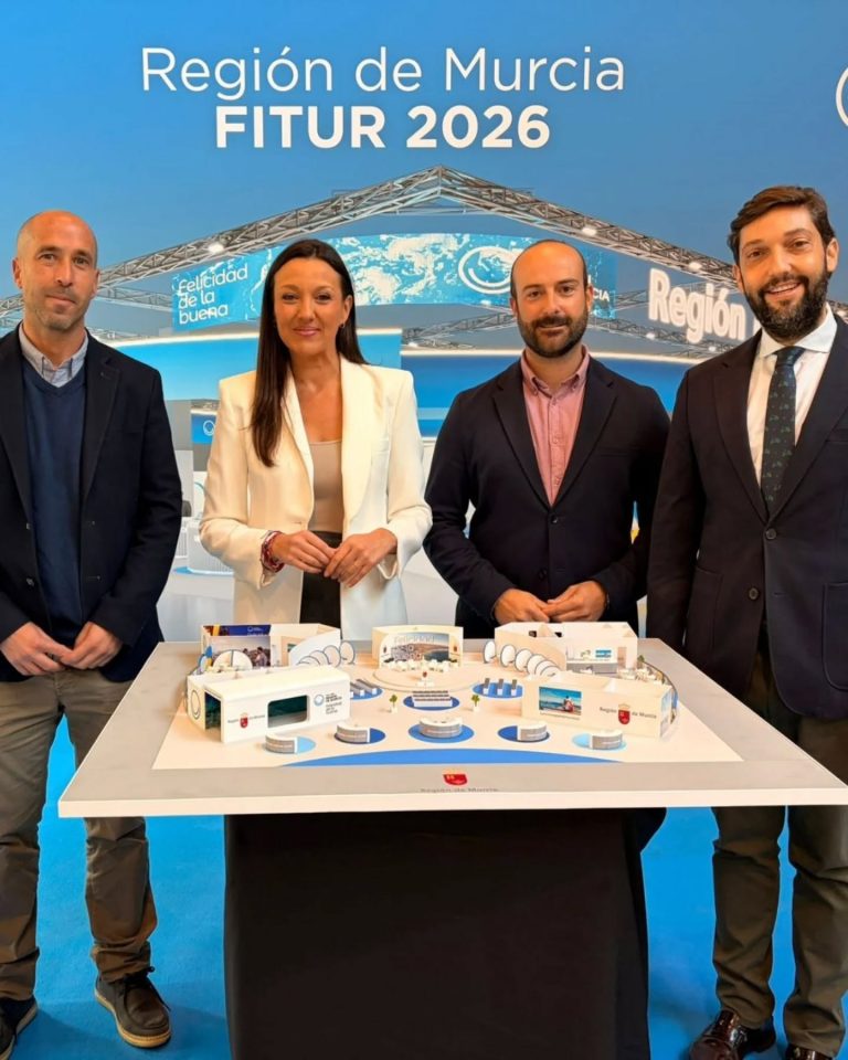 Instagram post from encostacalida. This post is in position 1.